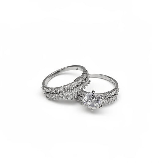 Zircon Studded White Golden Forever Ring (1 Pair)