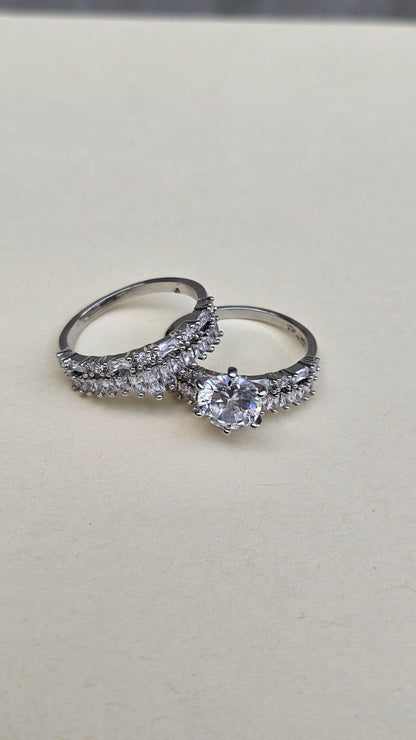 White Gold Forever Ring (1 Pair)